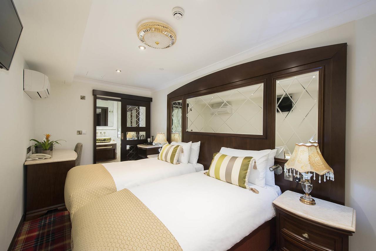 The George Street Hotel Oxford Extérieur photo A room at the hotel
