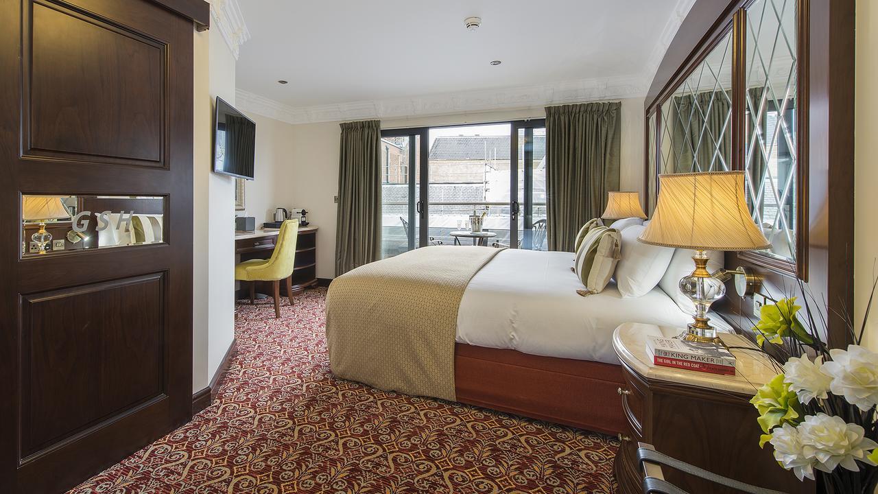 The George Street Hotel Oxford Extérieur photo A room at the hotel