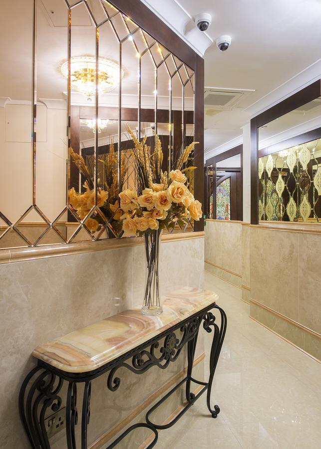 The George Street Hotel Oxford Extérieur photo The lobby of the hotel